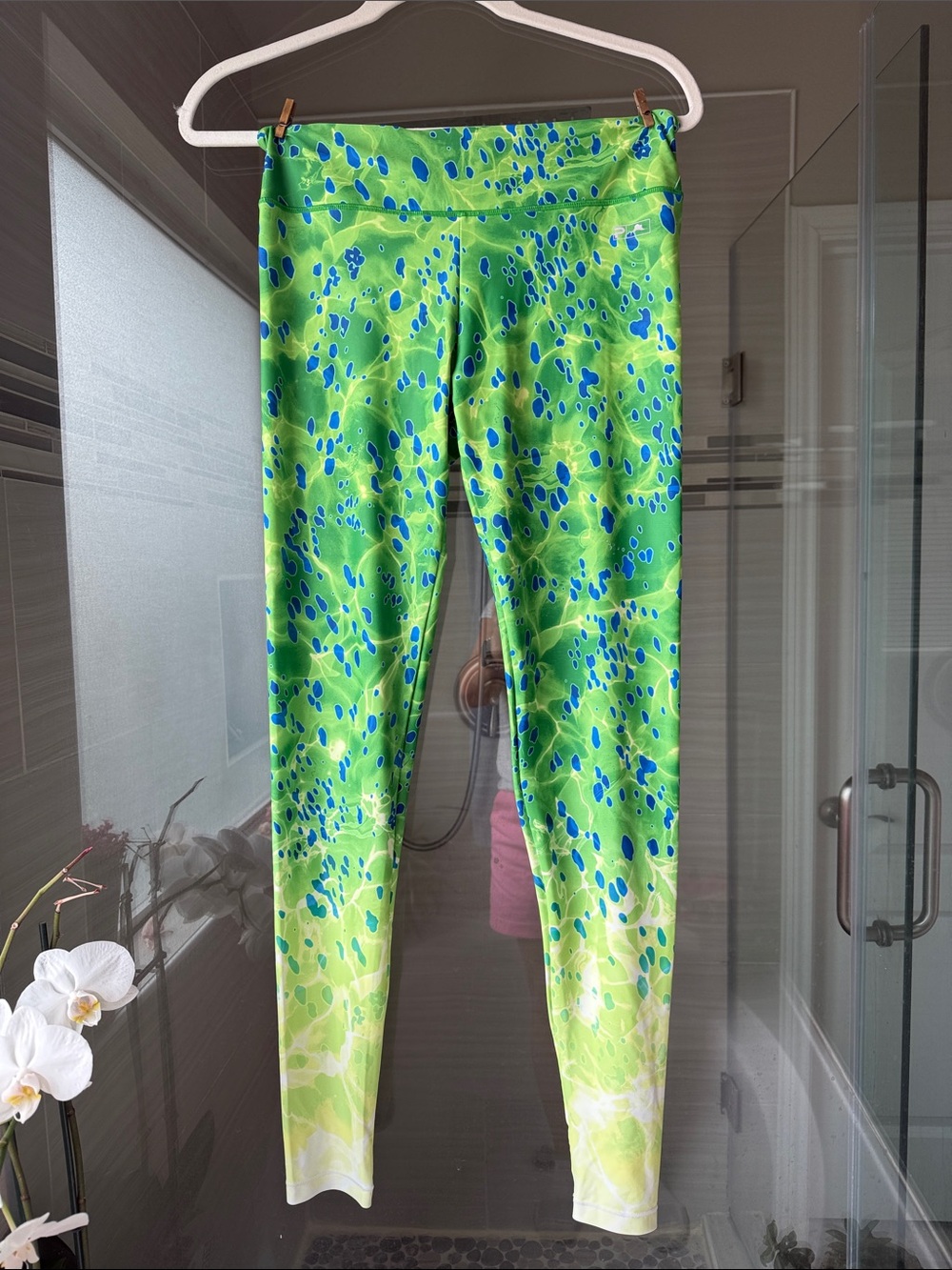 PELAGIC Women's Maui Fishing Leggings in "Hex Dorado Green"
